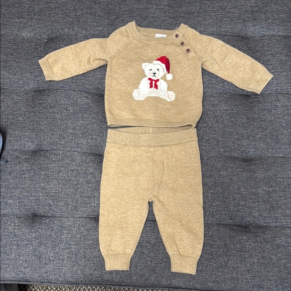 Janie and Jack Other - Adorable Bear Sweater and Pants Set